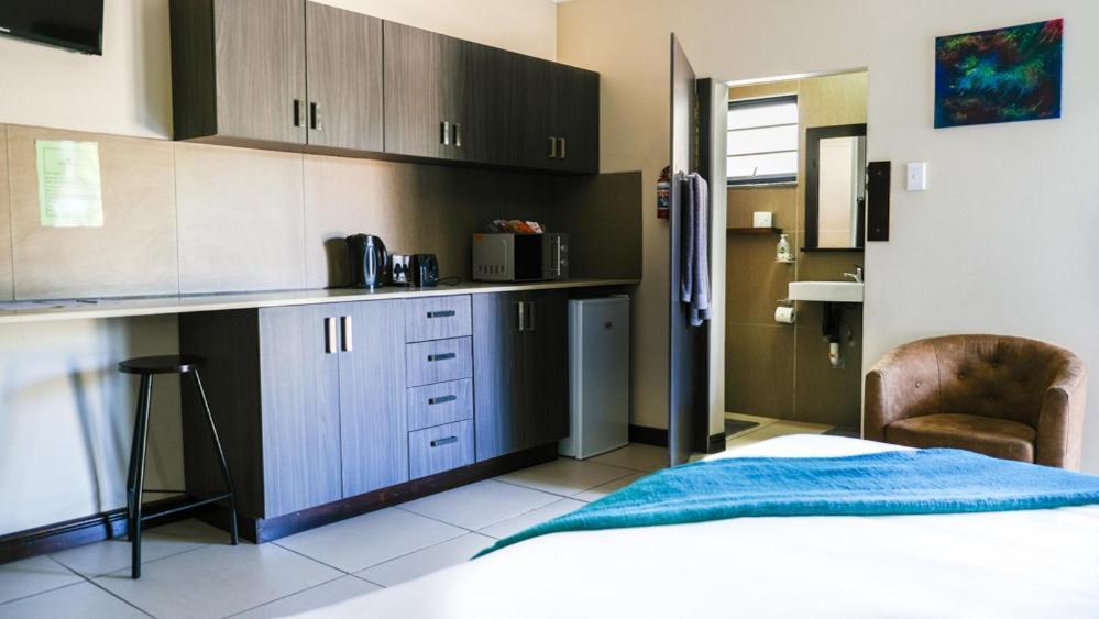 Nahoon Eco Lodge On Mackenzie East London Bagian luar foto