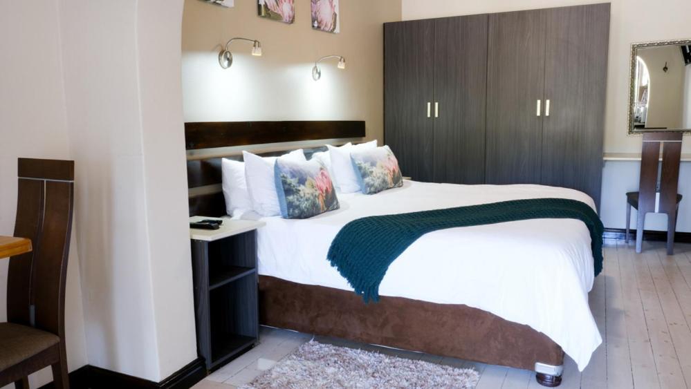 Nahoon Eco Lodge On Mackenzie East London Bagian luar foto